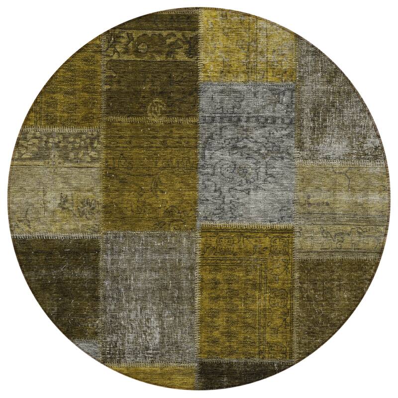 HomeRoots Patchwork Transitional Rectangle Outdoor Rug