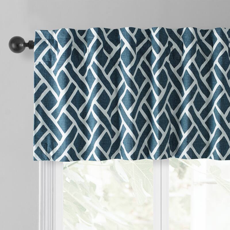 Exclusive Fabrics Martinique Printed Cotton Window Valance - 50 X 19
