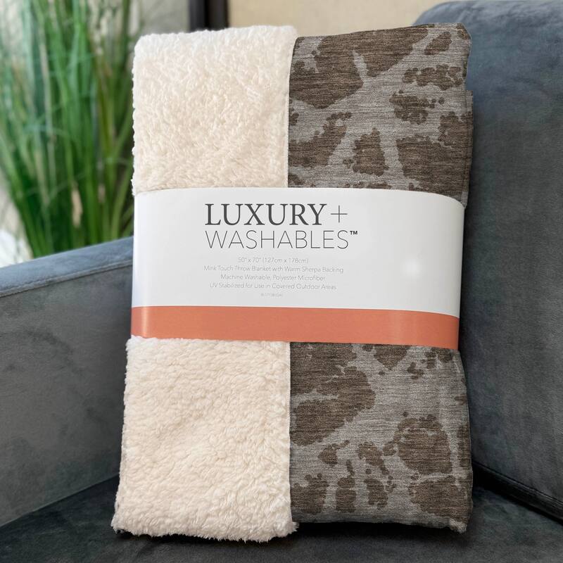 Premium Machine Washable Sherpa Casual Contemporary Throw Blanket