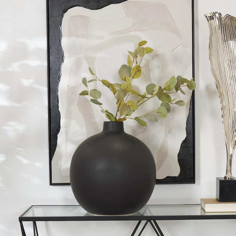 Ceramic Matte Decorative Vase - Black or White - Roche River Decor