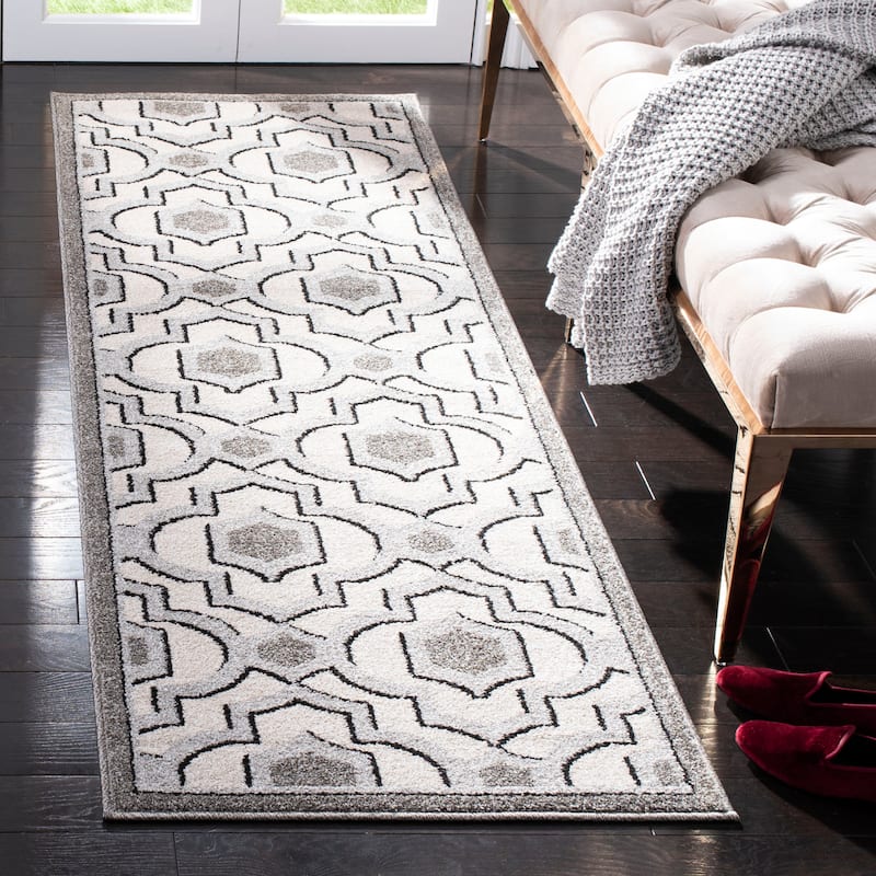 SAFAVIEH Amherst Zefirina Modern Rug - 2'3" x 7' Runner - Ivory/Grey