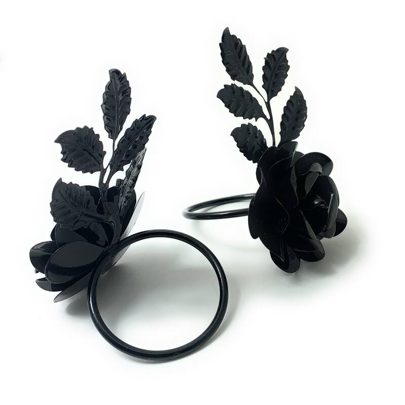 VIBHSA Flower Napkin Rings Set of 4 (Black Rose)