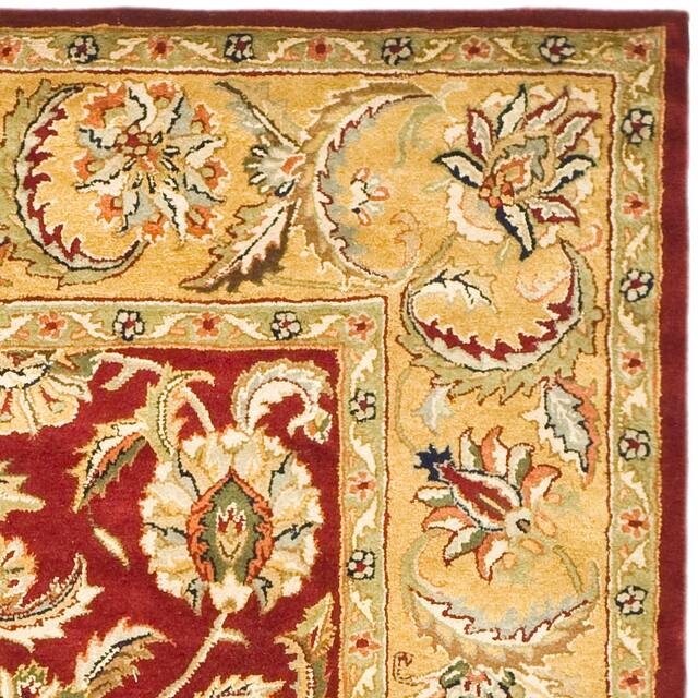 SAFAVIEH Handmade Classic Clotilda Traditional Oriental Wool Rug