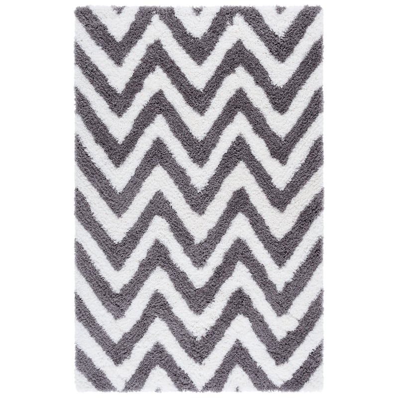 SAFAVIEH Handmade Kanesha Shag Karien Rug