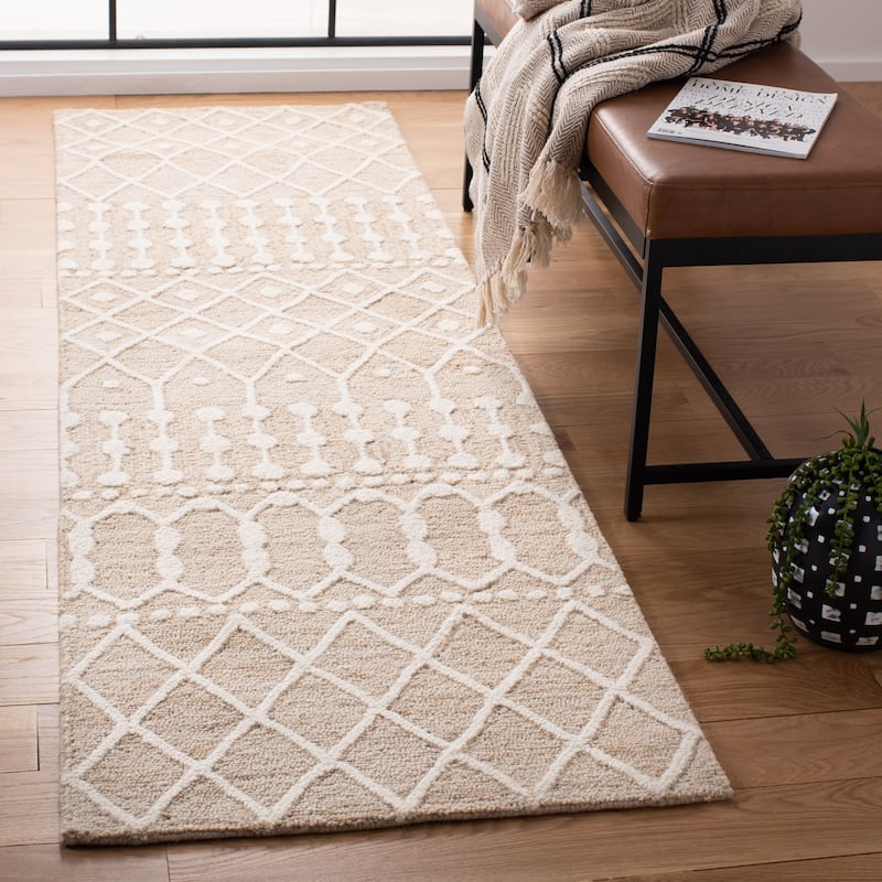 SAFAVIEH Handmade Blossom Orit Moroccan Wool Rug - 2'3" x 11' Runner - Beige/Ivory