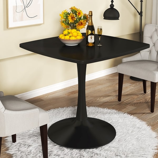 square to round tables