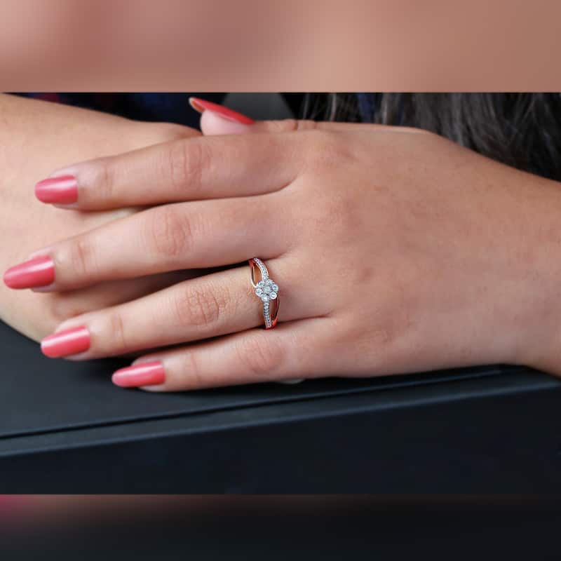 1/10ct TDW Diamond Floral Cluster Ring in Silver for Women