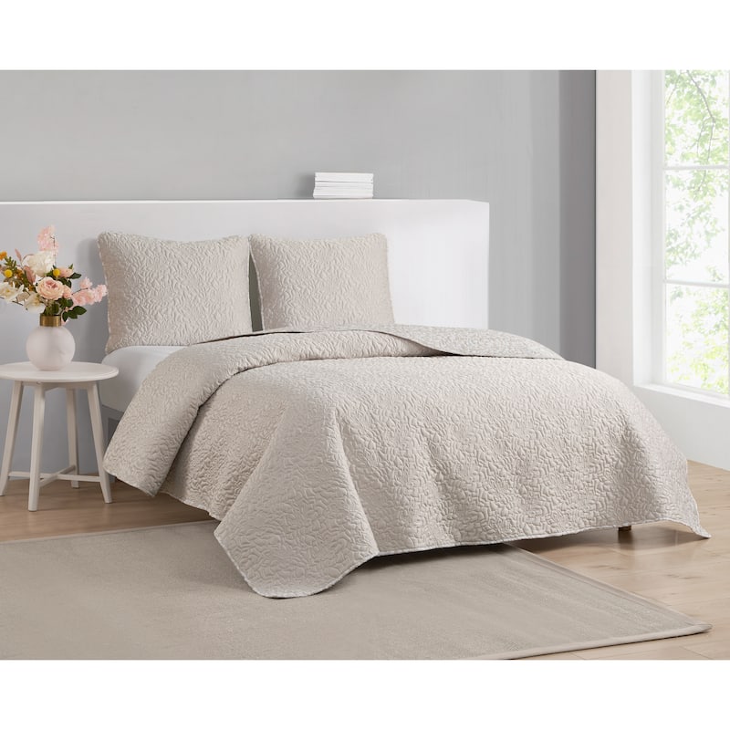 Valerie 3 Piece Reversible Quilt Set