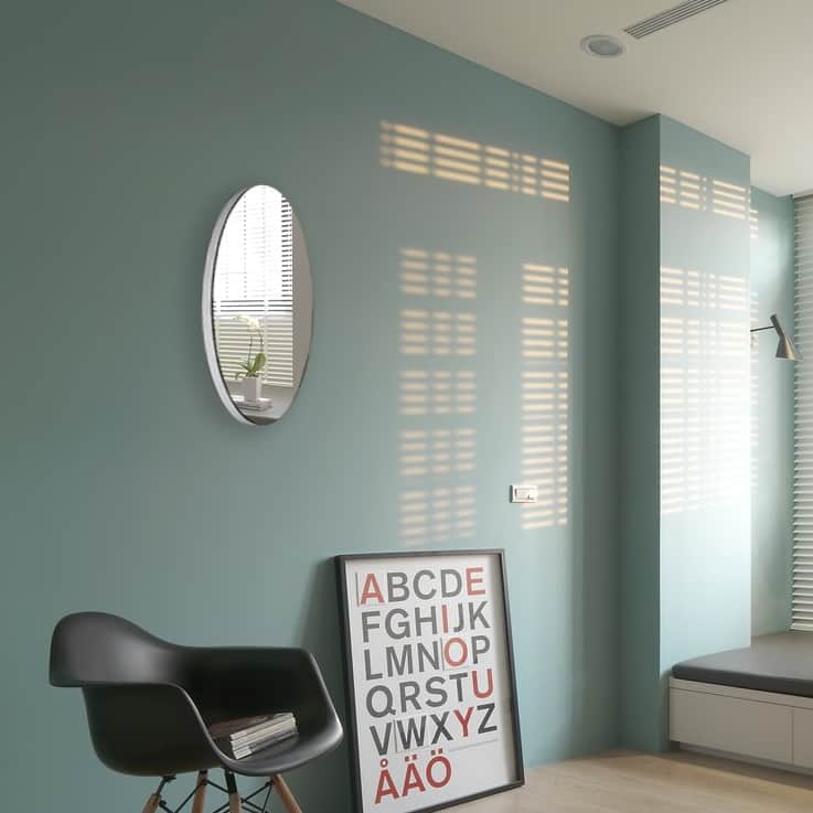 Wall-mounted Frameless Oval Mirror,25.1"Lx14.8"W - White