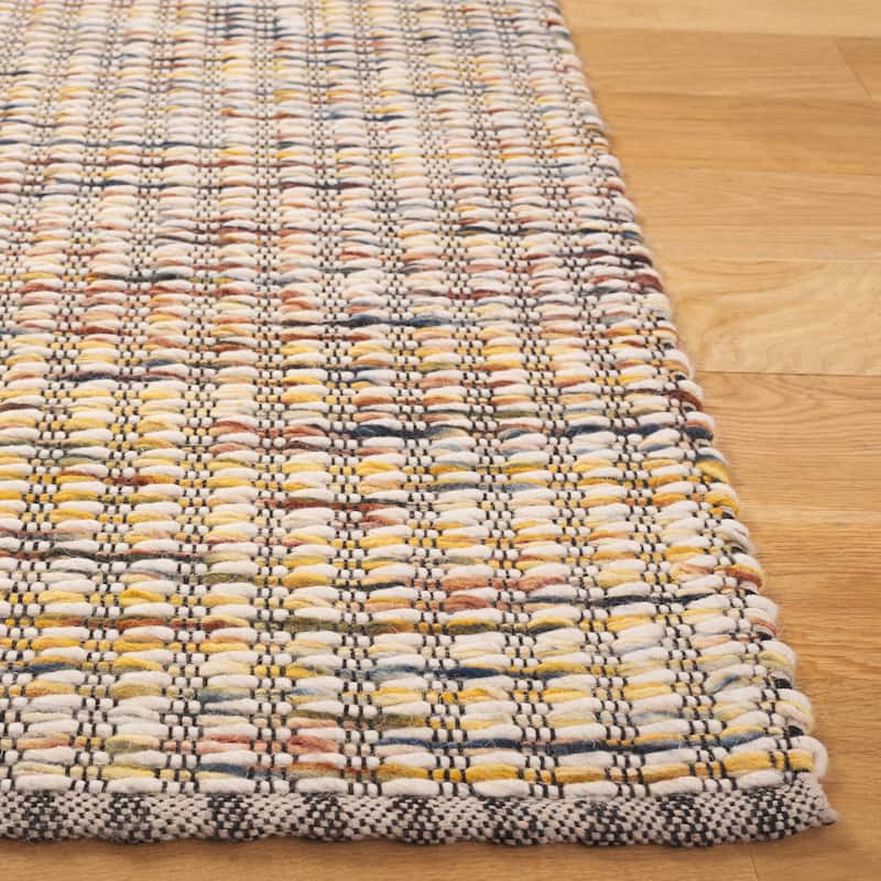 SAFAVIEH Handmade Natura Ariella Wool Rug