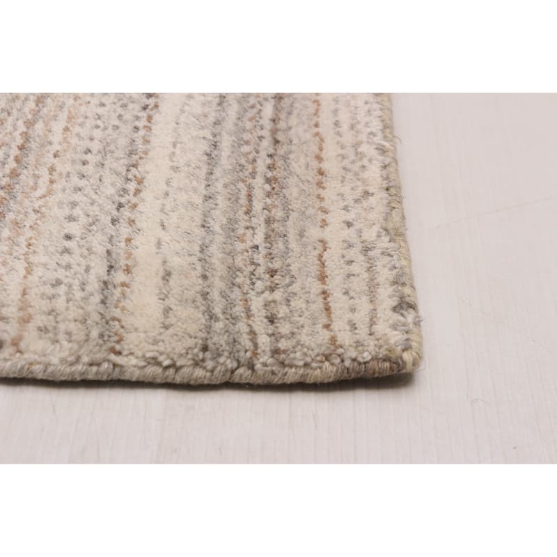 ECARPETGALLERY Hand Loomed Kashkuli Gabbeh Ivory Wool Rug - 5'6 x 7'7
