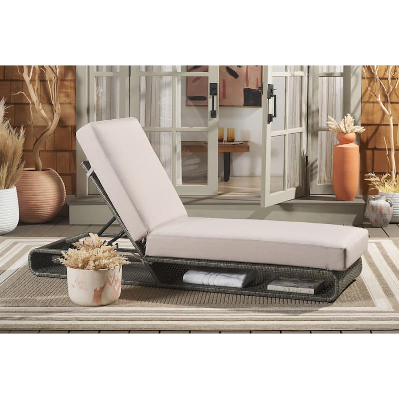 SAFAVIEH Outdoor Vale Chaise Lounge Chair with Cushion - 24"W x 78"D x 31"H