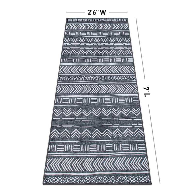 Contemporary Geometric Bohemian Machine Washable Area Rug