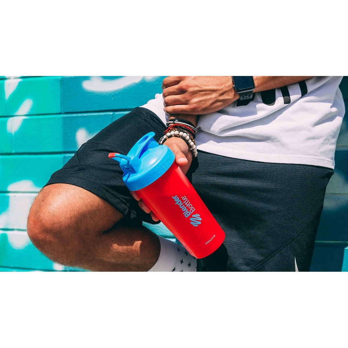Blender Bottle Special Edition Classic 20 oz. Shaker Cup - Pina - Bed Bath  & Beyond - 34036800