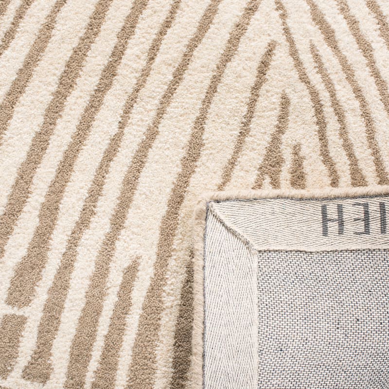 SAFAVIEH Handmade Alexia Beige New Zealand Wool Rug