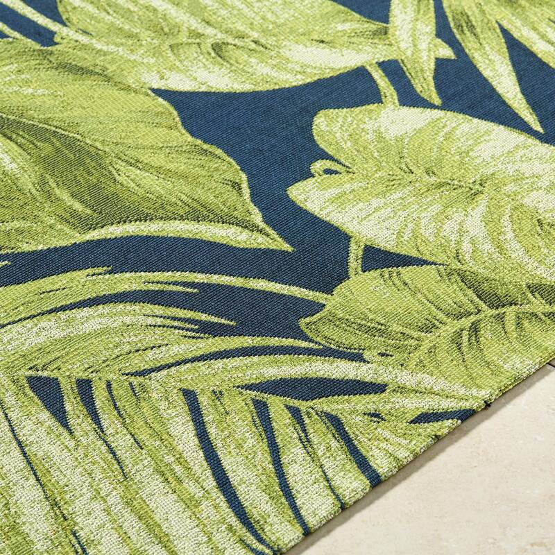 Livabliss Warsaw Tropical Indoor / Outdoor Area Rug