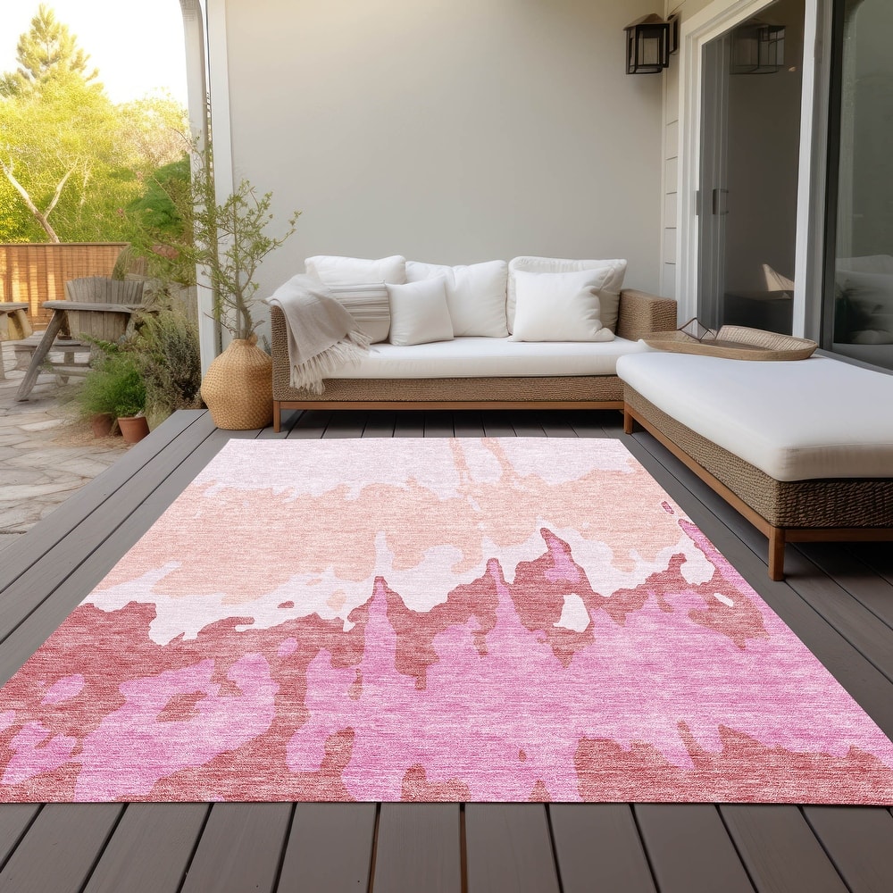 Machine Washable Indoor/ Outdoor Modern Abstract Chantille Rug