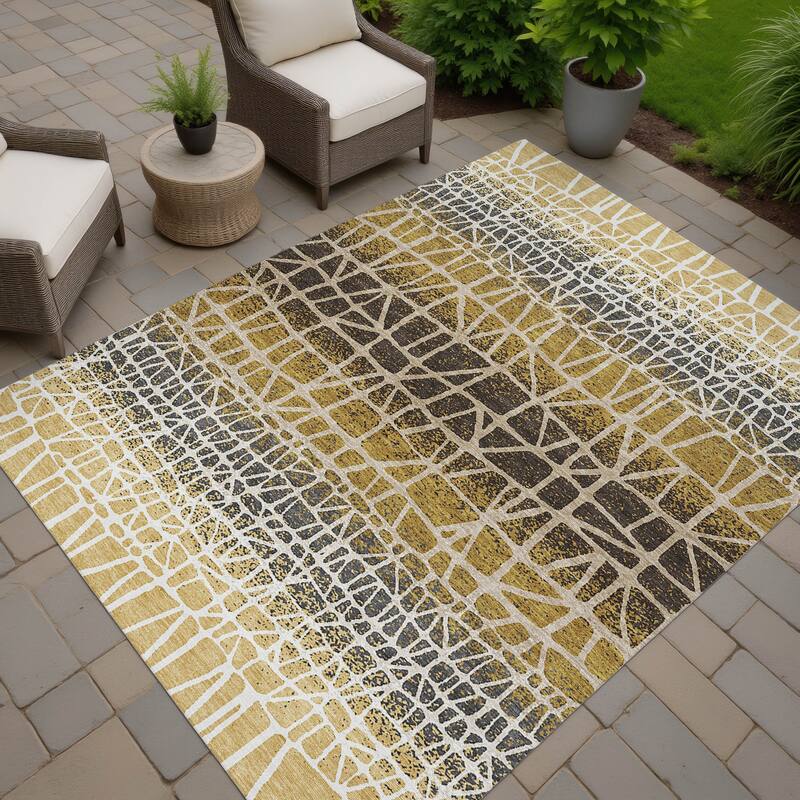 Machine Washable Indoor/ Outdoor Boho Global Chantille Rug