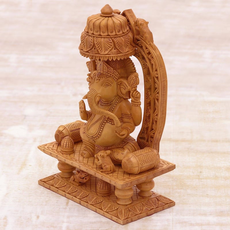Handmade Ganeshas Blessing II Wood sculpture (India) - 36 x 25 x 16