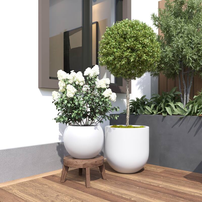 DTY Signature Mount Sherman 1-Piece Fiberstone Planter for Indoor/Outdoor