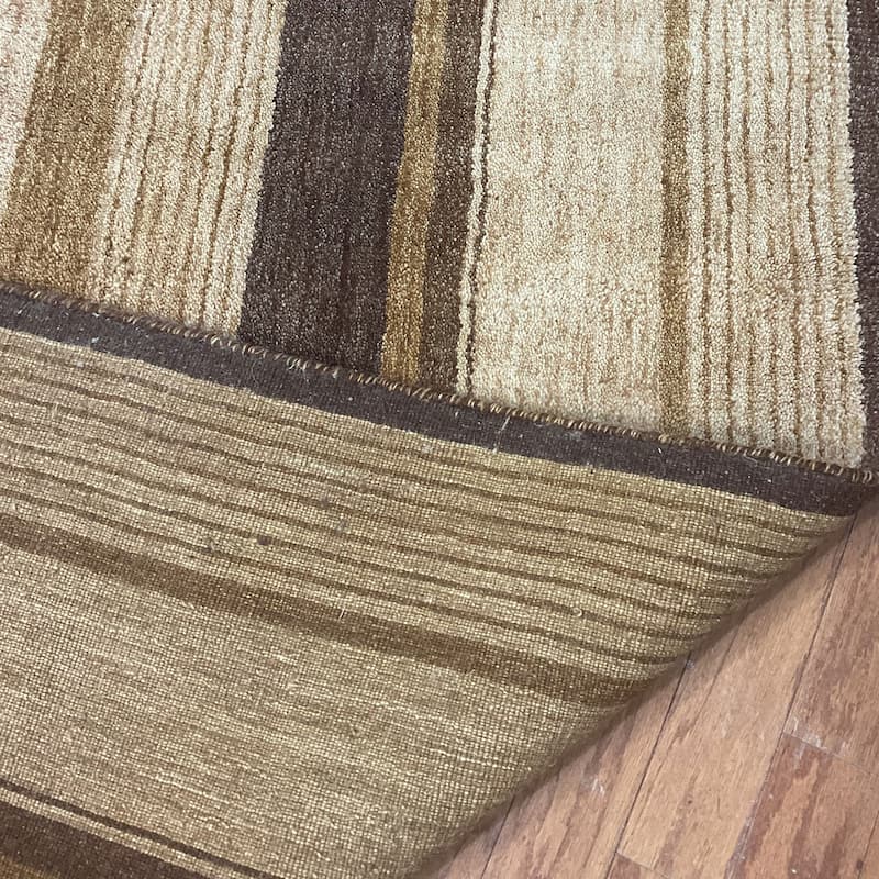 HERAT ORIENTAL 4' x 6' Handmade Vertical Stripe Tibetan Wool Rug - 4' x 6'
