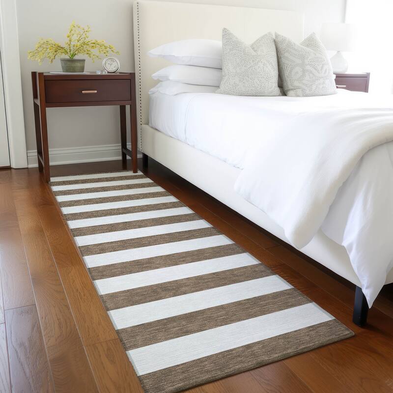 Machine Washable Indoor/ Outdoor Cabana Stripe Chantille Rug