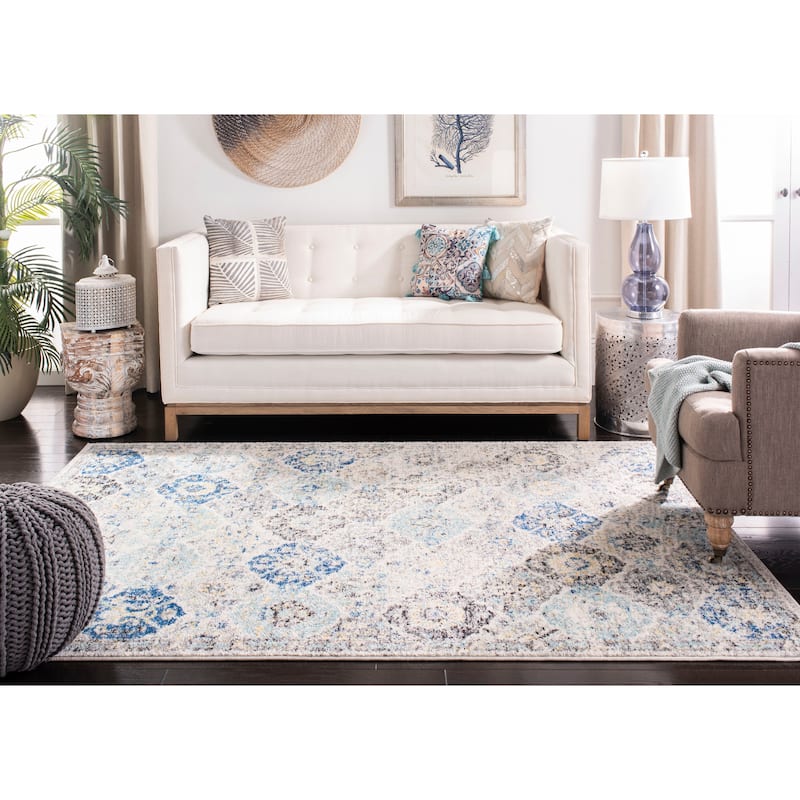 SAFAVIEH Madison Avery Boho Chic Distressed Area Rug