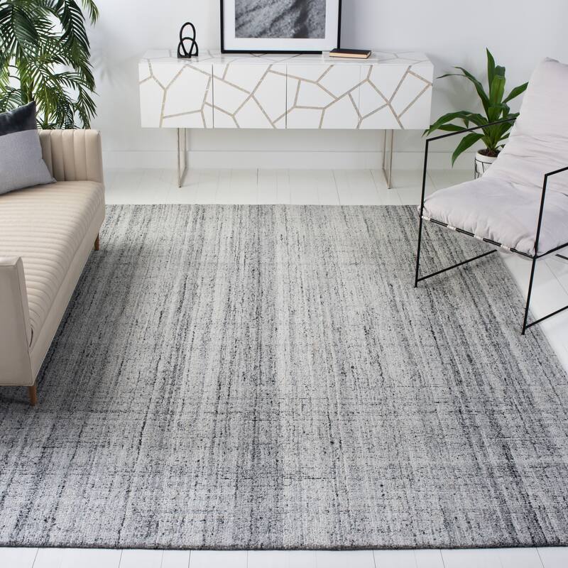 SAFAVIEH Handmade Abstract Coraly Modern Viscose Rug - 9' x 12' - Grey/Black
