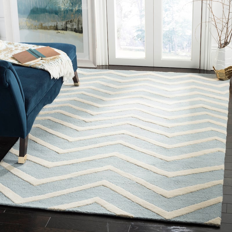 SAFAVIEH Handmade Cambridge Terttu Chevron Wool Rug - 3' x 5' - Blue/Ivory