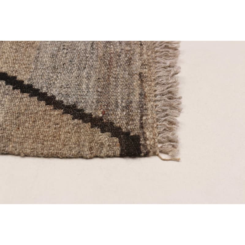 Sivas Taupe Kilim 5'10" x 8'1" - 5'10 x 8'1