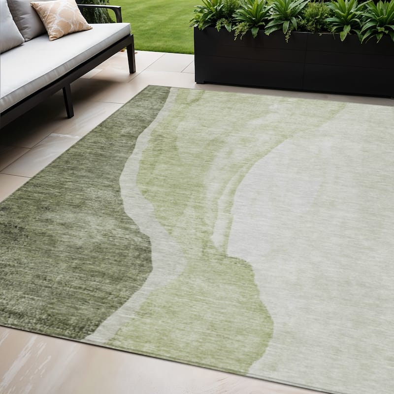 HomeRoots Abstract Transitional Rectangle Outdoor Rug - 5' X 8'