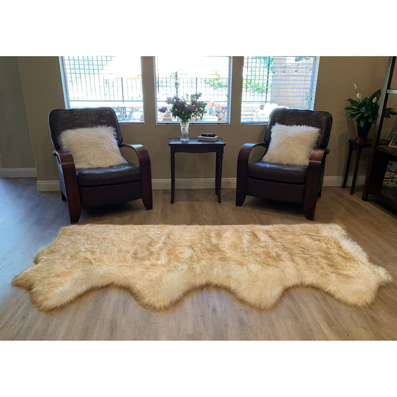 Highland Select Natural Long Wool Sheepskin 4 Pelt Shag Rug - 3' x 6'8"