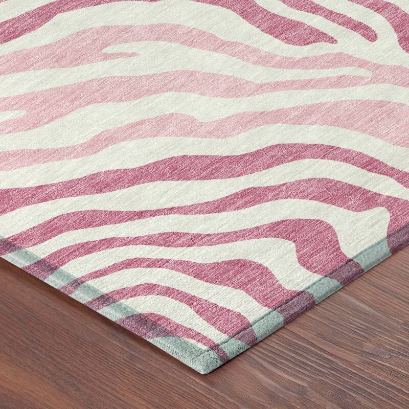 Machine Washable Indoor/ Outdoor Modern Prints Chantille Rug