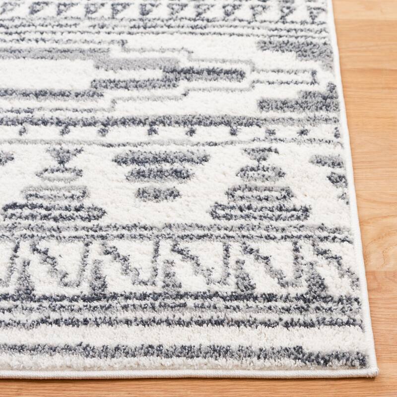 SAFAVIEH Layla Rimma Moroccan Rustic Rug