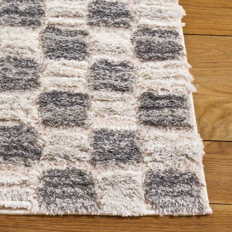 SAFAVIEH Seattle Elisabeta Shag Checkered 1-inch Thick Rug
