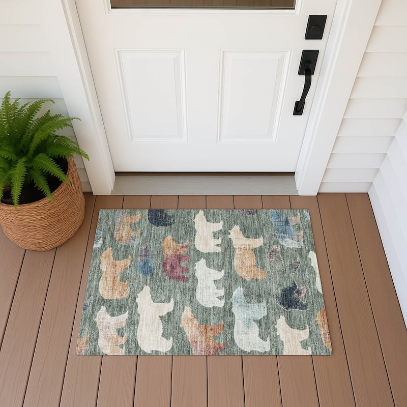 Machine Washable Indoor/ Outdoor Modern Bear Chantille Rug - Green - 1'8" x 2'6"