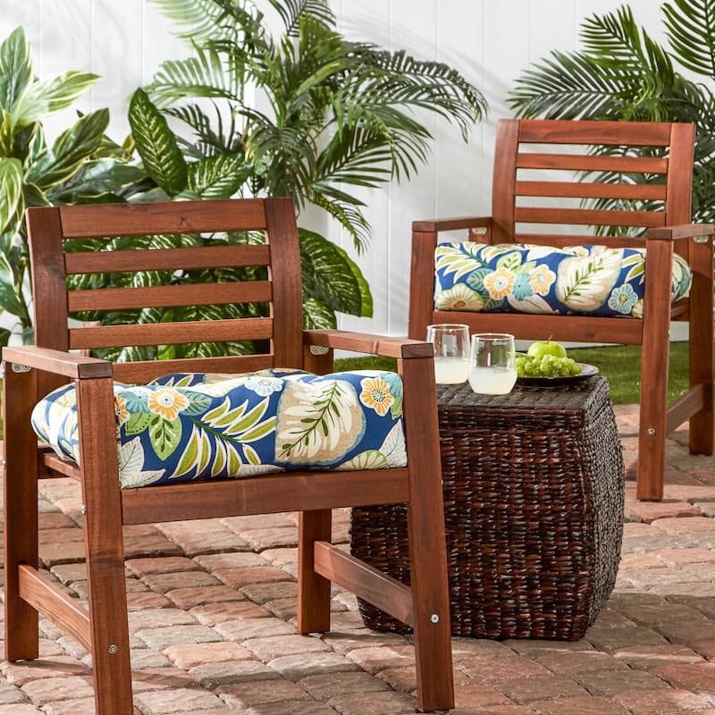 Floral 20-inch Outdoor Chair Cushion (Set of 2)