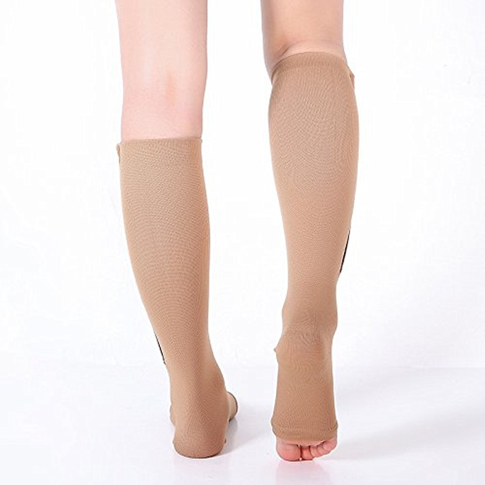 https://ak1.ostkcdn.com/images/products/is/images/direct/7c0d2c969d75e43b019c0cc778a3d872ae6b3ce3/Zip-Sox-Socks%2CMedical-Compression-Stockings-with-Open-Toe-for-Men-%26-Women-15-20-mmHg-Compression-Level%2C-Skin-Color.jpg