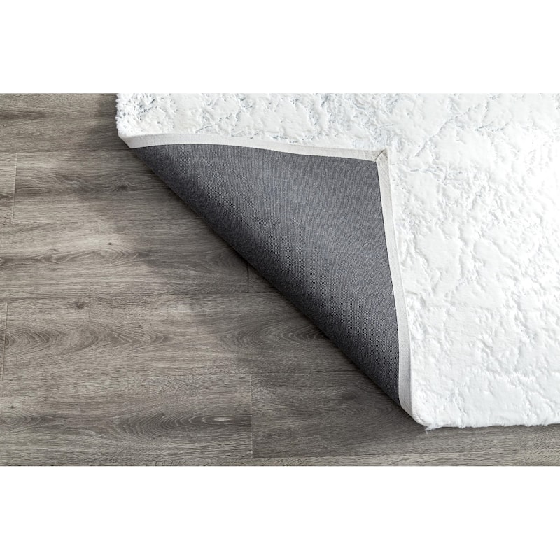 Chryso Collection Abstract Faux-Fur Rug with Foil
