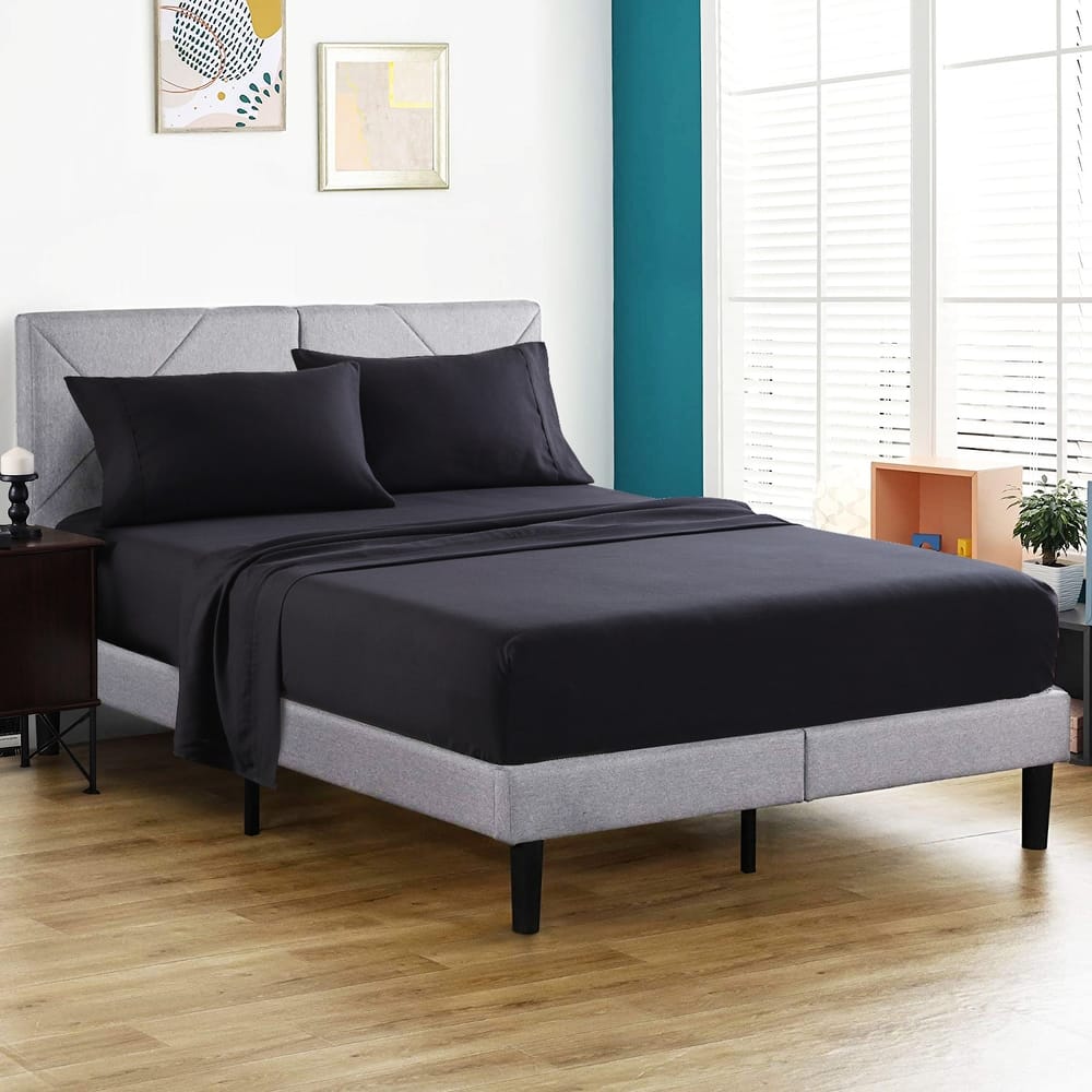 4 Piece Brushed Microfiber Bed sheet Set Wrinkle, Fade, Stain Resistant