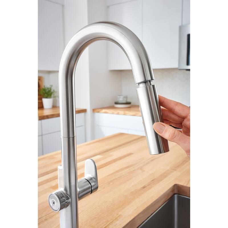 American Standard Beale 1.5 GPM Single Hole Pull Down Kitchen Faucet