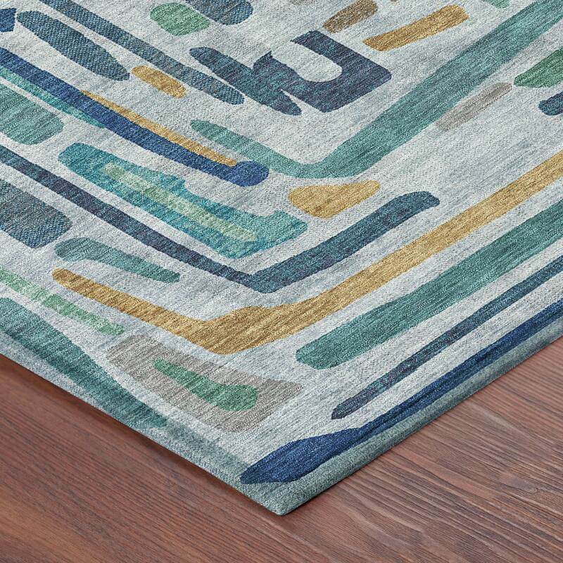 Machine Washable Indoor/ Outdoor Global Geo Chantille Rug