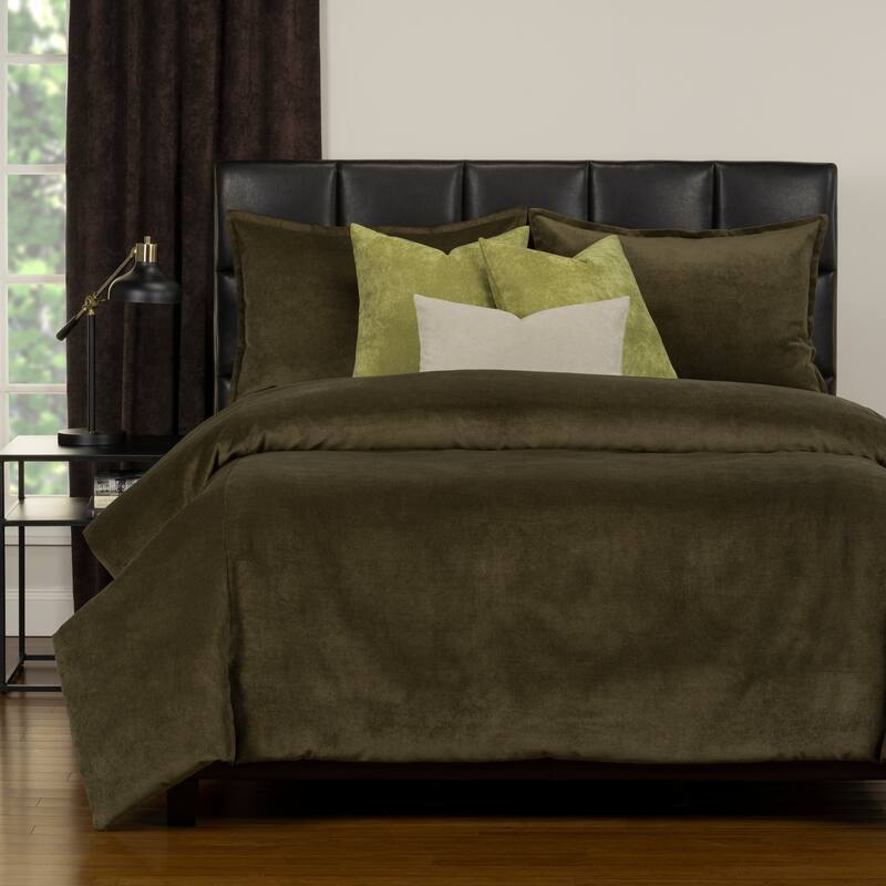 Mixology Padma 7 Piece Duvet Cover and Insert Set - Chive - California King