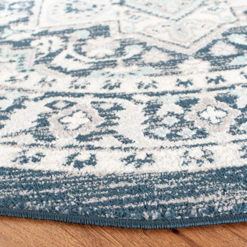 SAFAVIEH Madison Natalia Vintage Boho Oriental Rug