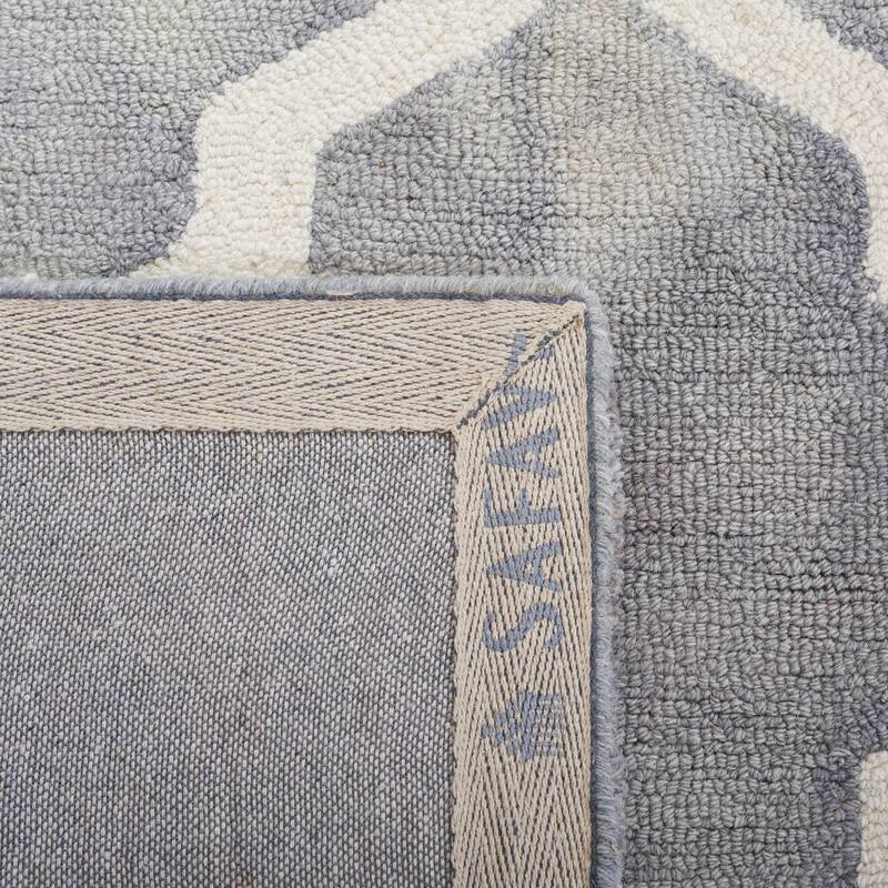 SAFAVIEH Handmade Dip Dye Ivona Vintage Wool Rug