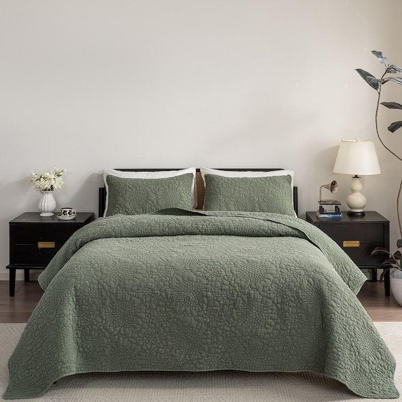 Wholinens Stonewashed Cotton Floral Bedspread Reversible Quilt Set - King - Olive