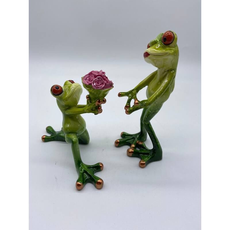 Frog Pair with Flower Bouquet Proposal
