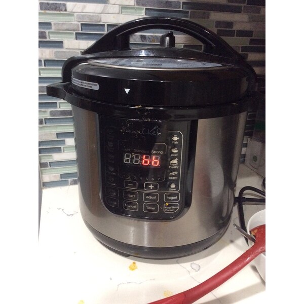 https://ak1.ostkcdn.com/images/products/is/images/direct/7c2b0f26564a7ad778235551042c3908d44c659e/Megachef-8-Quart-Digital-Pressure-Cooker-with-13-Preset-Multi-Function-Features.jpeg