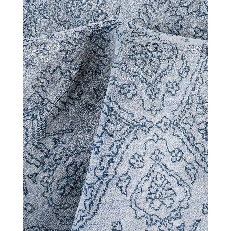 Ikat One-of-a-Kind Handmade Area Rug, Light Gray - 8' 5" x 9' 10"