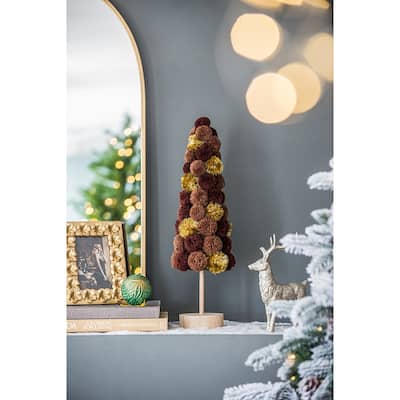 GDFStudio - Clara Festive Tree Figurine Tabletop Accent